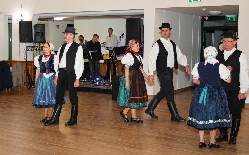 PR3_1037