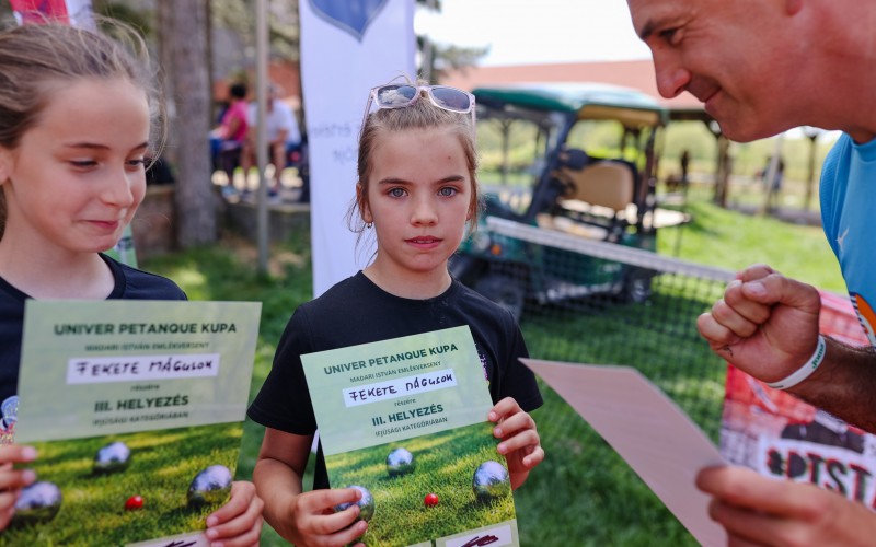 MDX36071